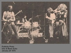 DISC &amp; MUSIC ECHO PHOTO